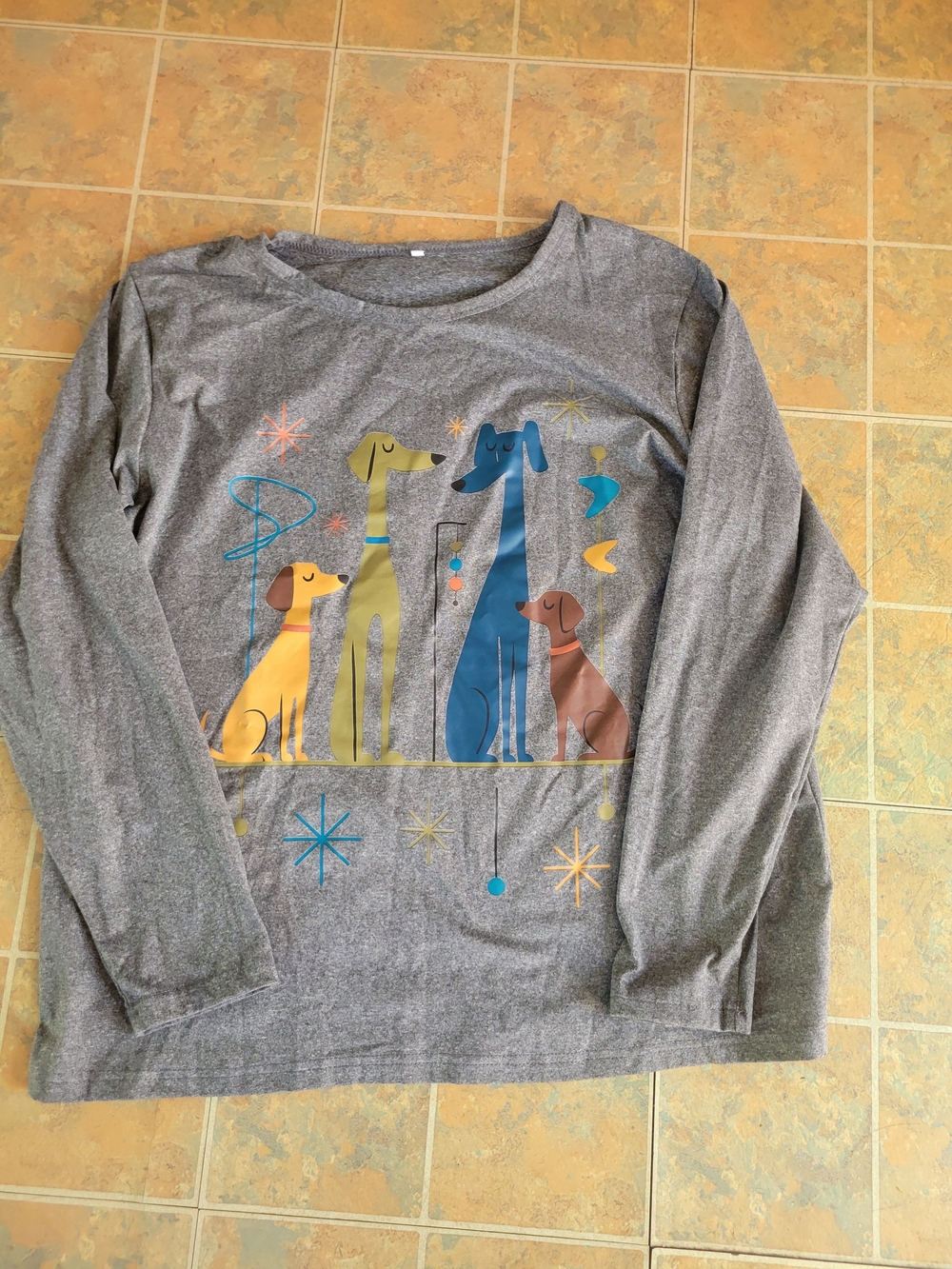 Womens Gray Long-Sleeve Grapic T with Retro Mid Century Modern Dogs